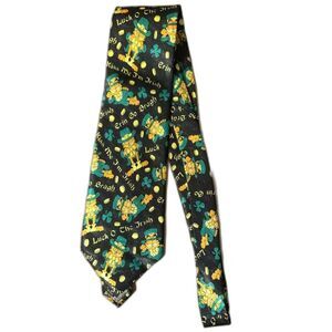 Garfield “Kiss me I’m Irish” holiday teachers tie festive preppy office casual